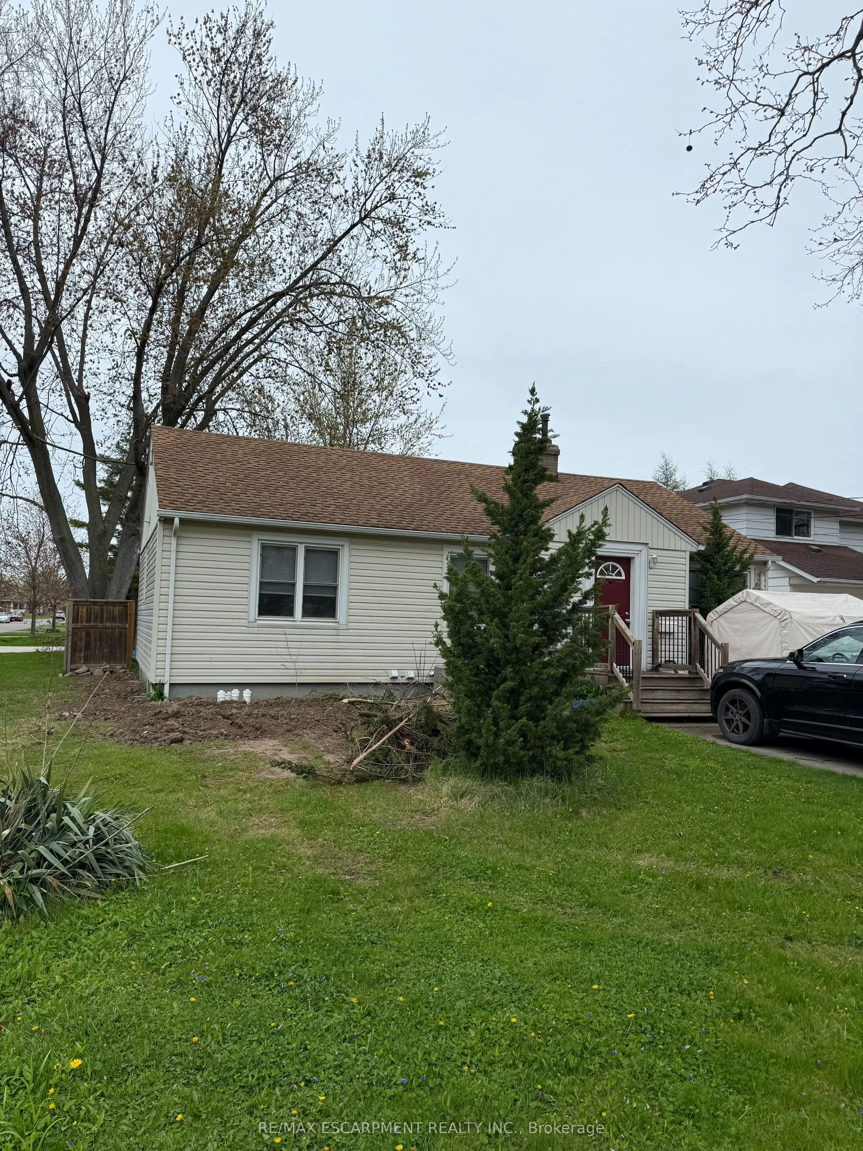 Detached Home For Lease | X13239184