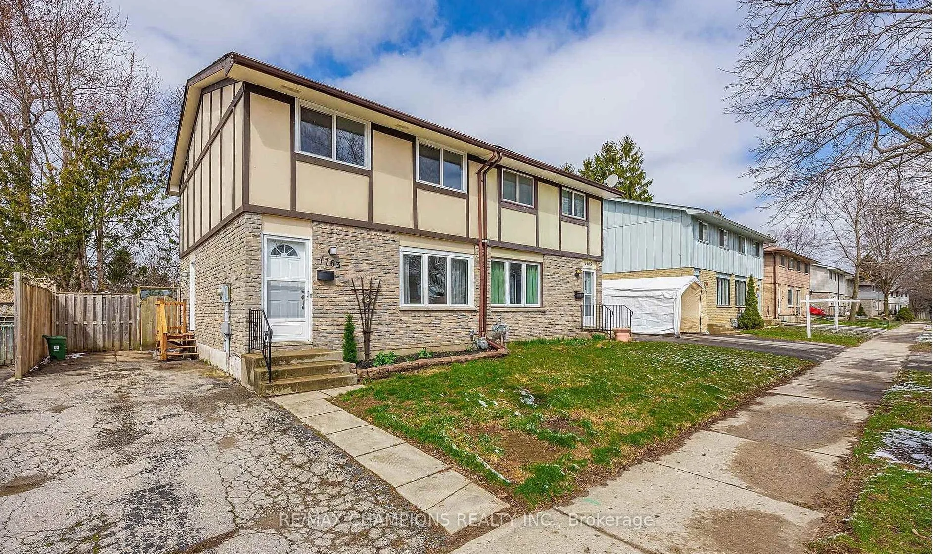 Semi-Detached Home For Lease | X13239324