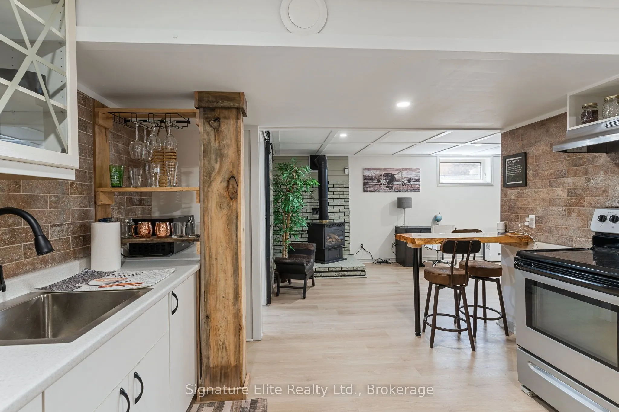 Detached Home For Lease | X13239346