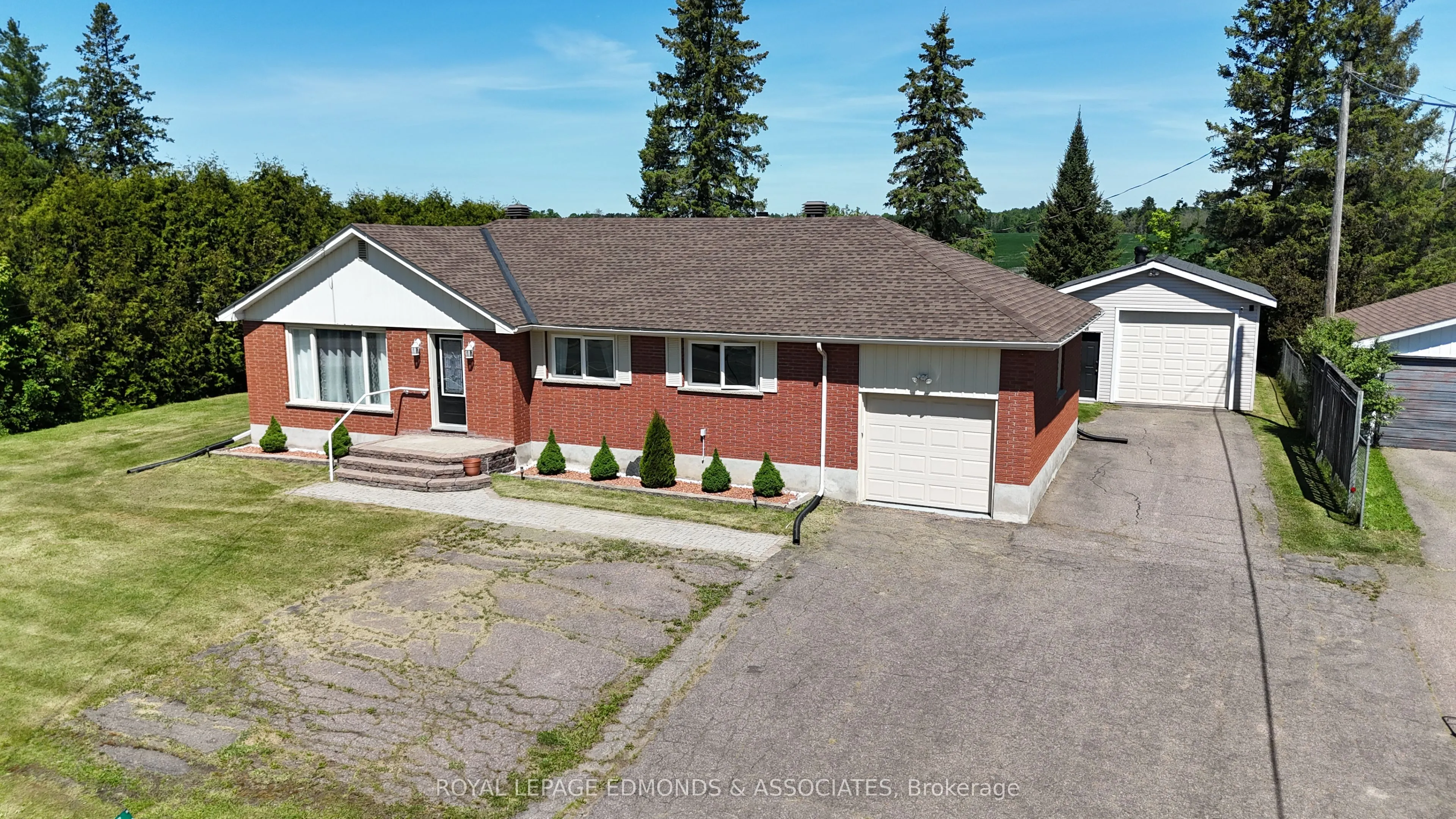 Detached Home For Sale | X13240756