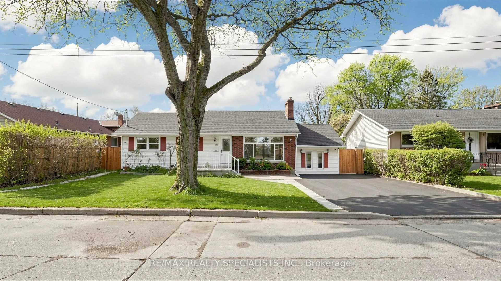Detached Home For Sale | X13241118