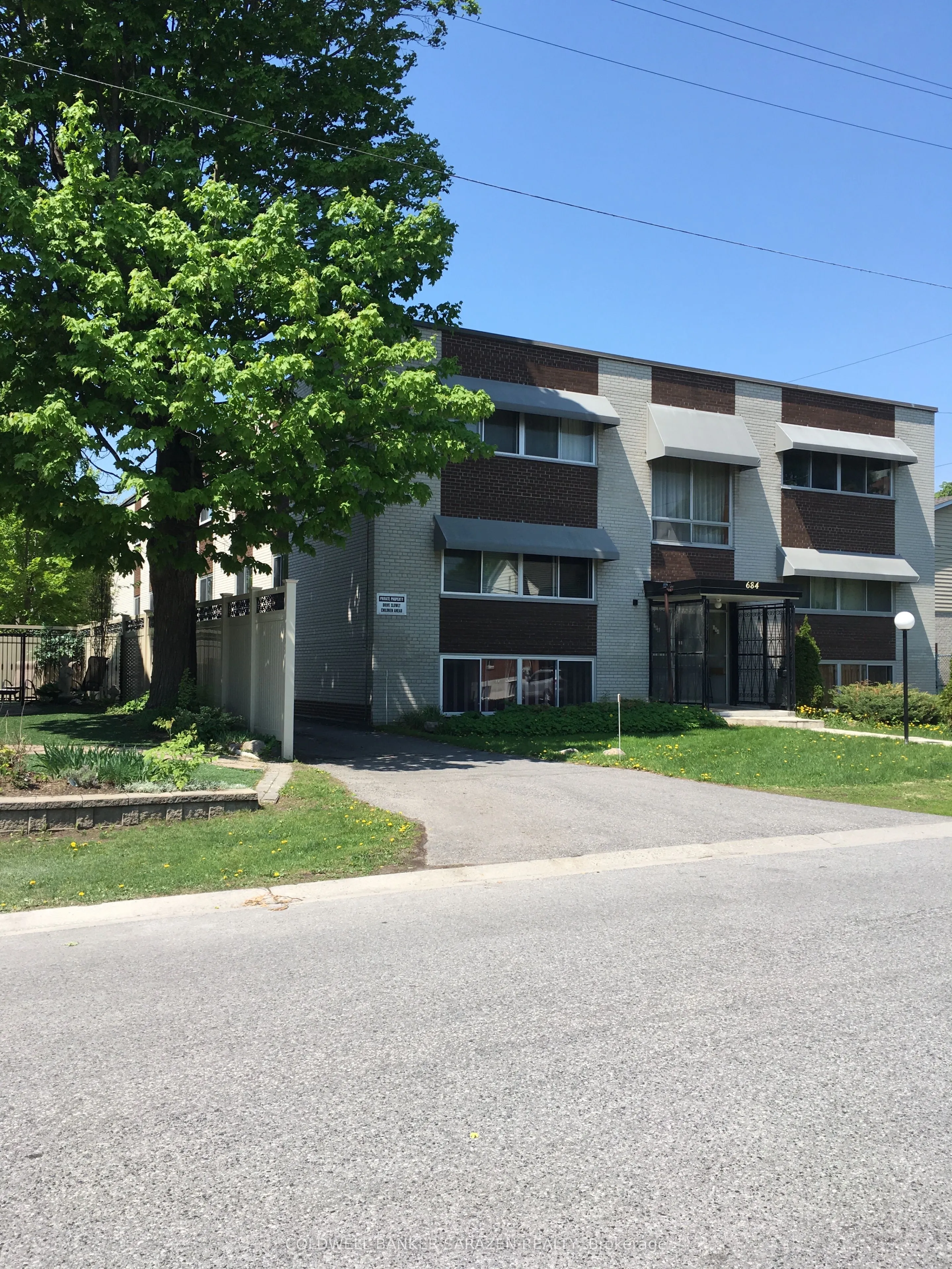 Multiplex For Lease | X13241148