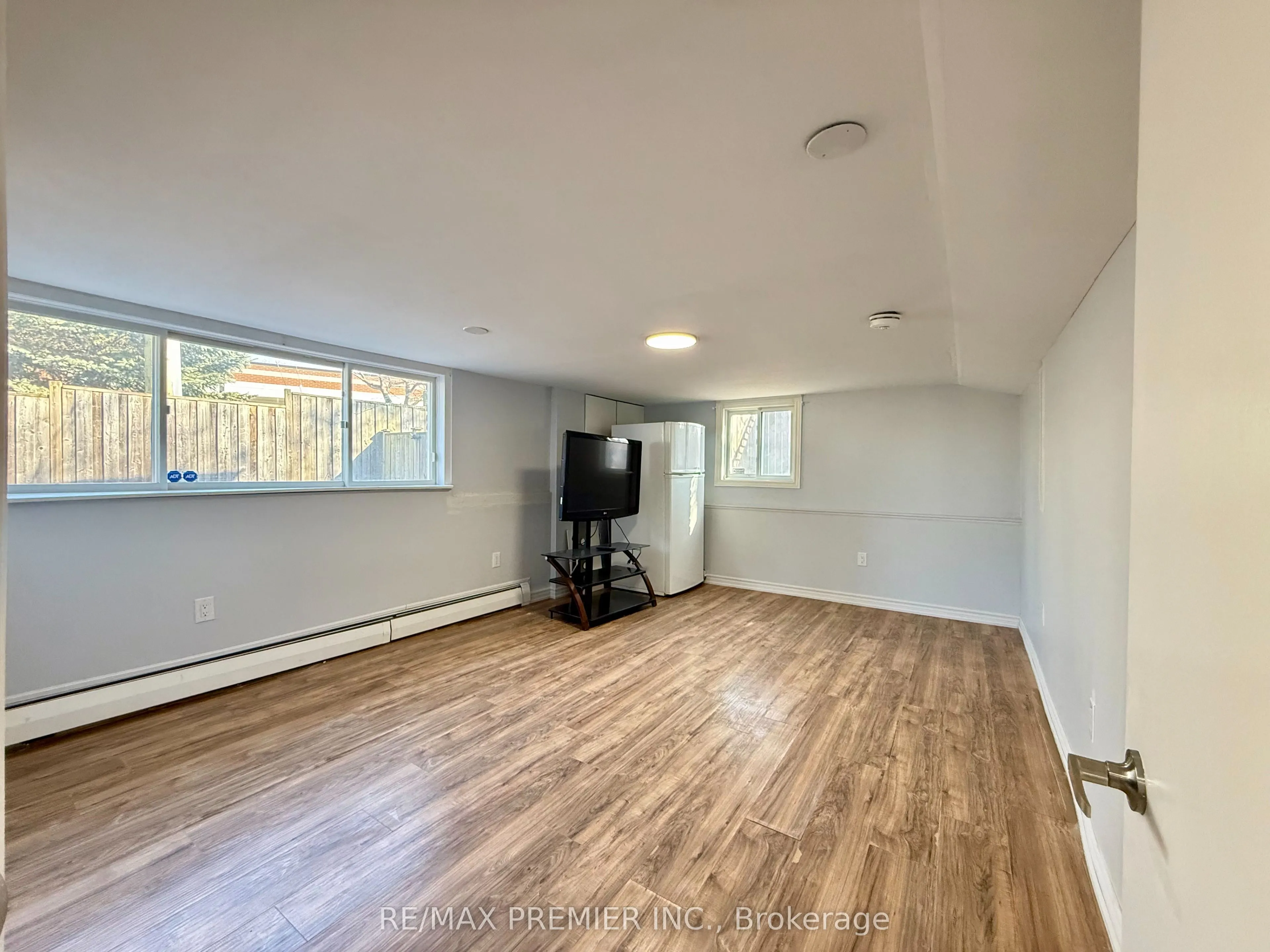 Detached Home For Lease | X13241450
