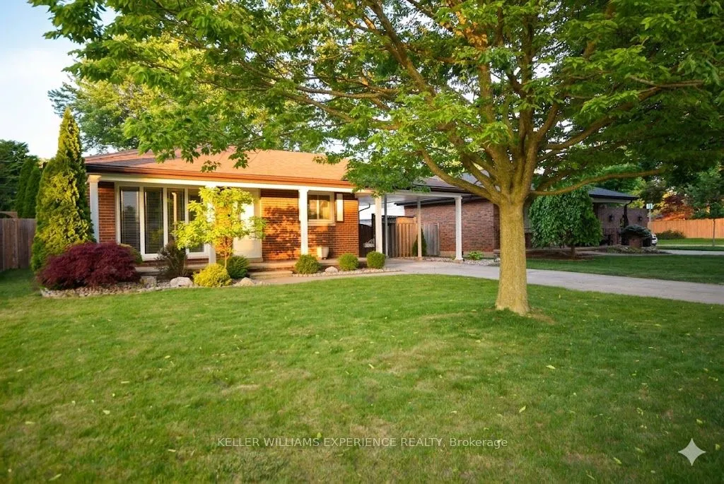 Detached Home For Sale | X13245464