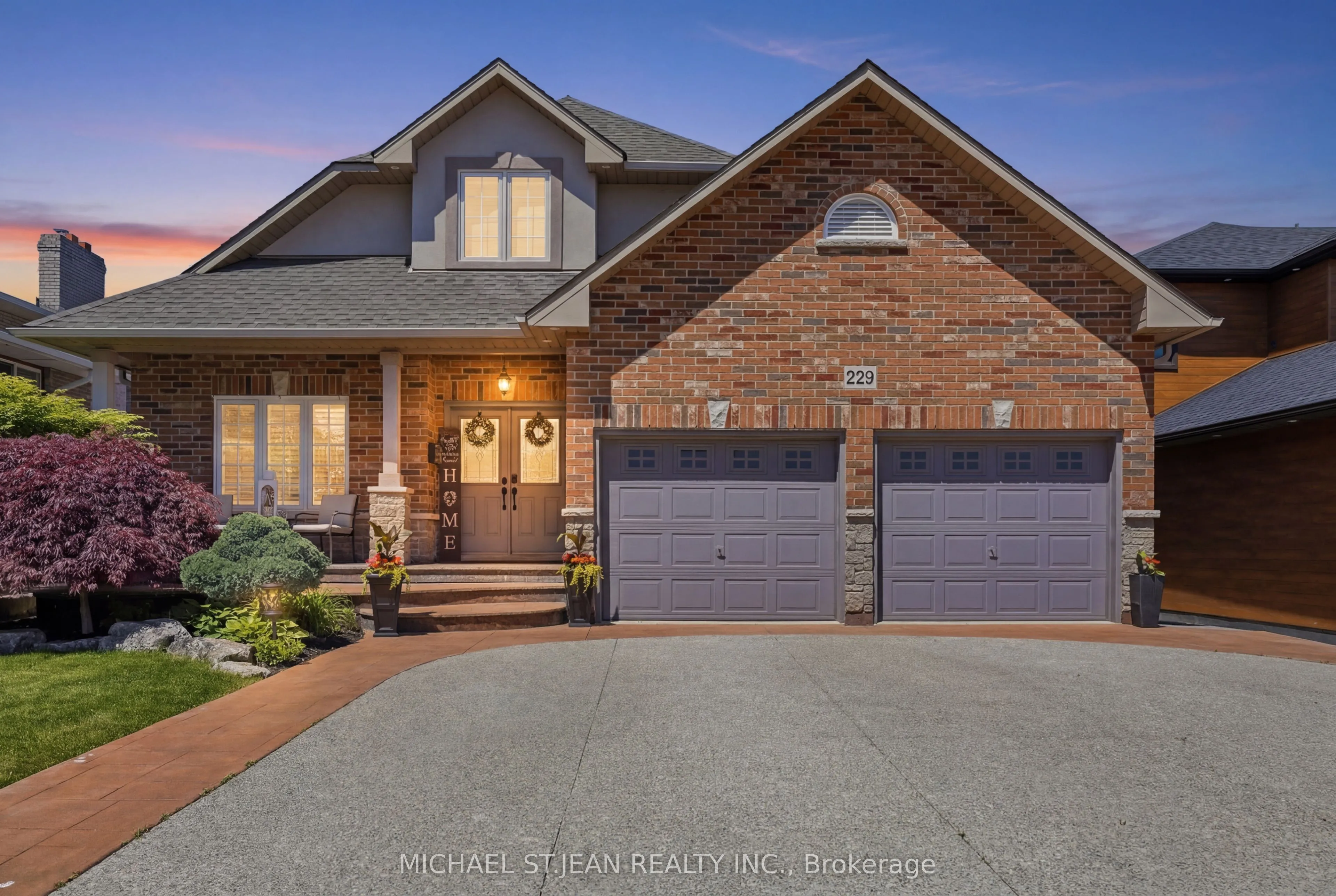 Detached Home For Sale | X13245472