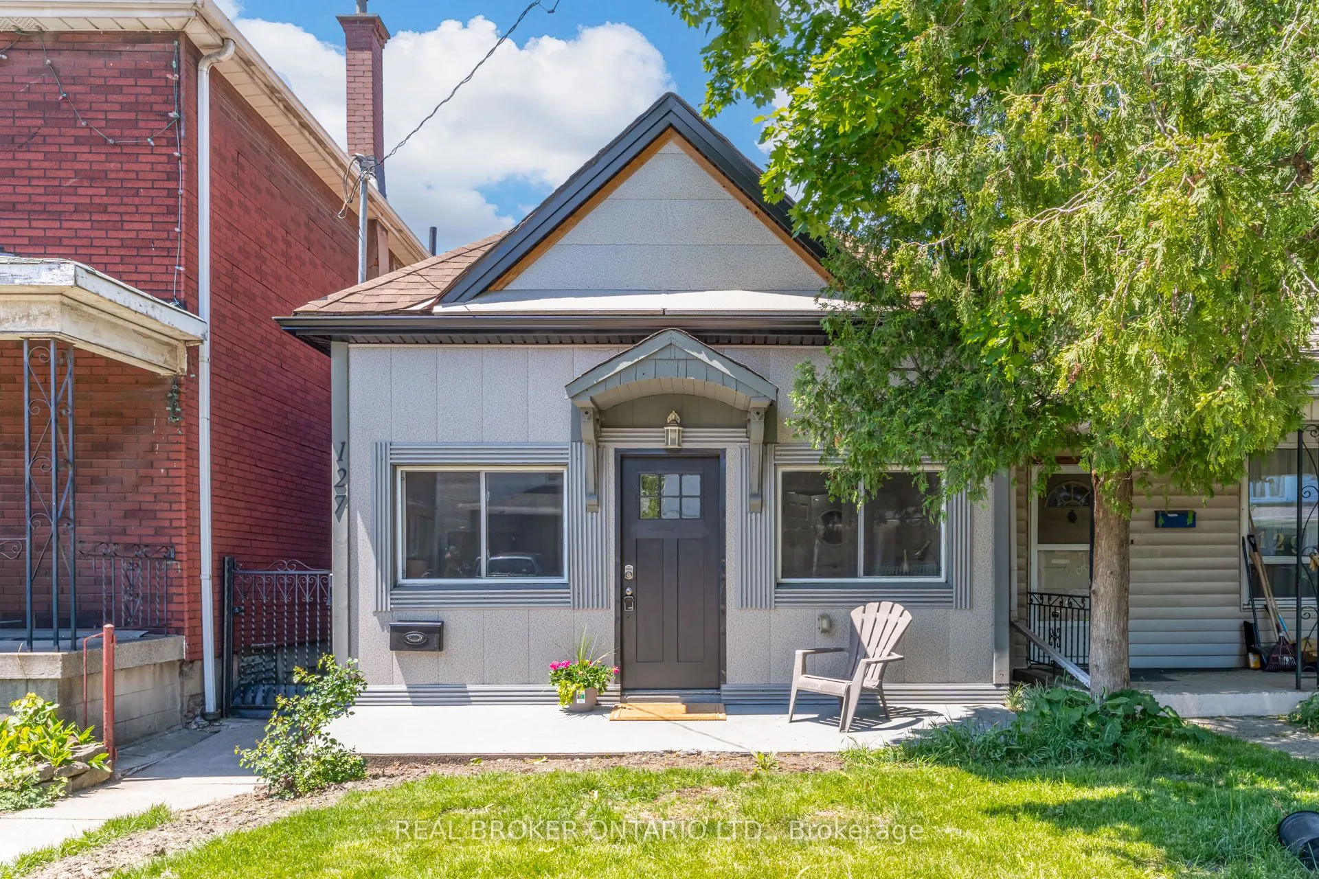 Detached Home For Sale | X13245596