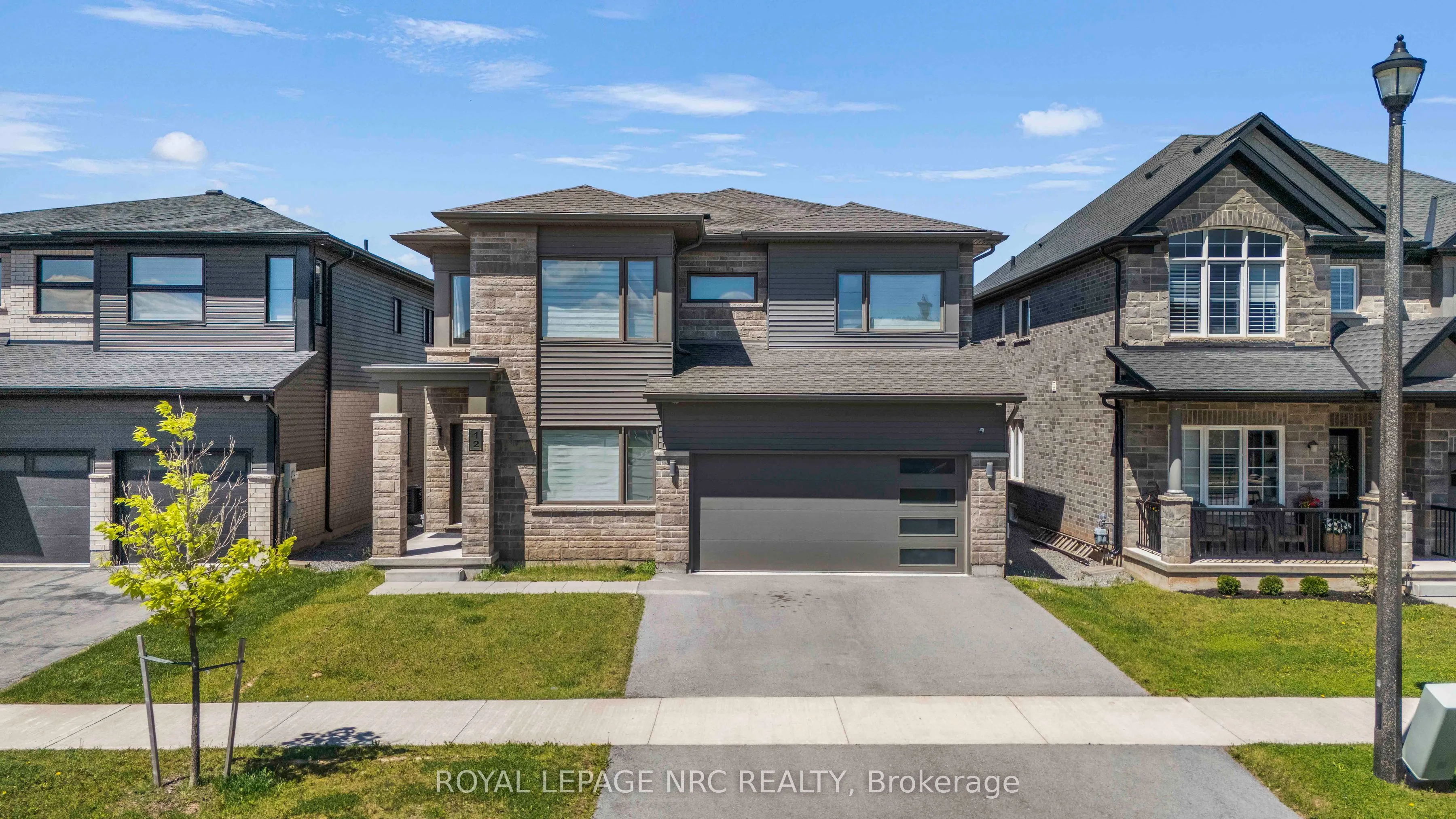 Detached Home For Sale | X13245808
