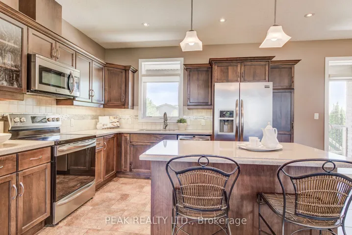 355 Woodstock Street S, East Zorra-tavistock, ON N0B 2R0