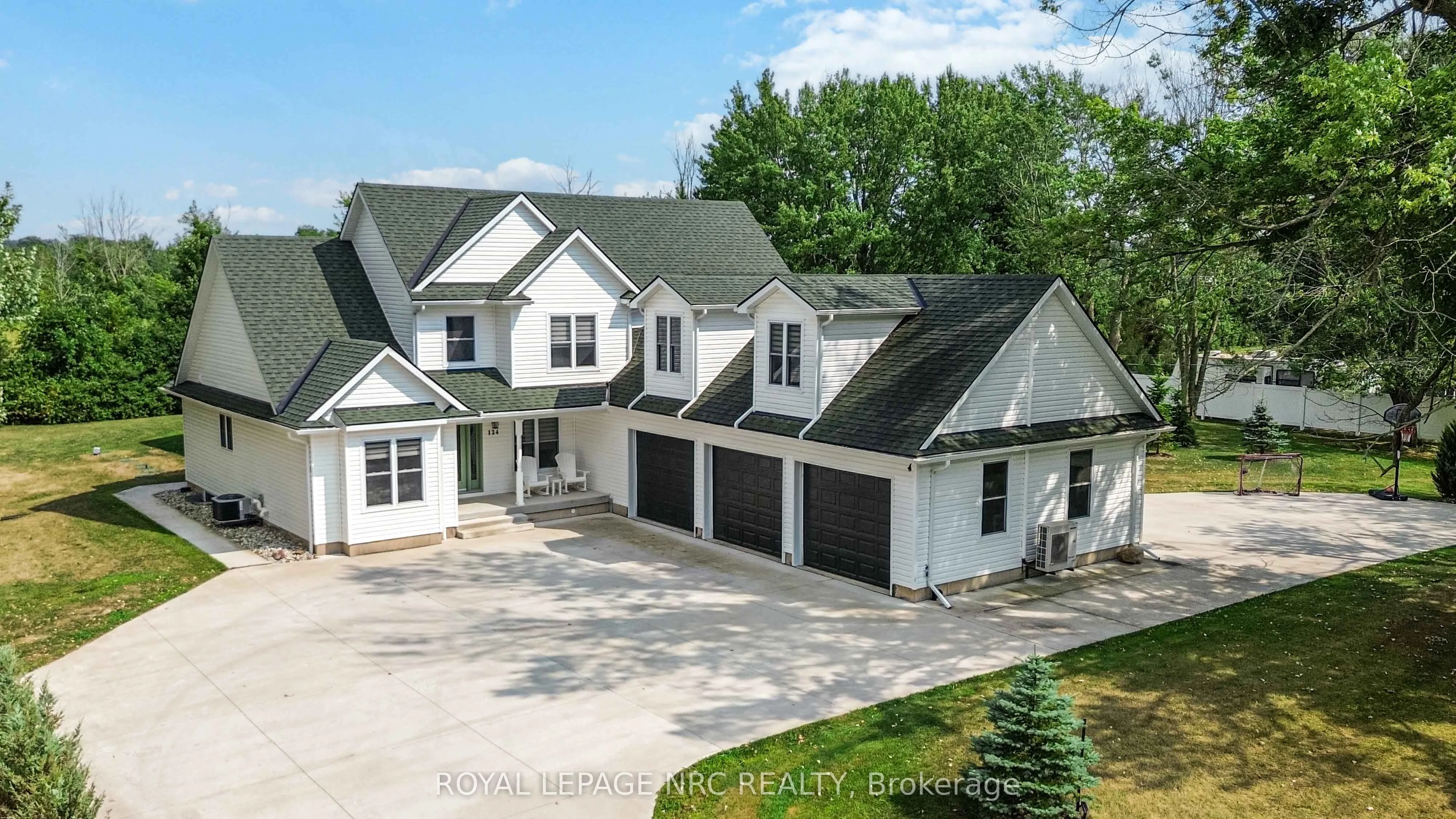 Detached Home For Sale | X13246798