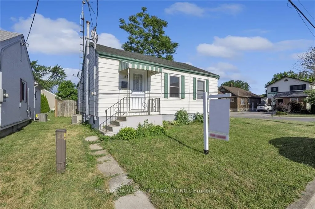Detached Home For Lease | X13247638
