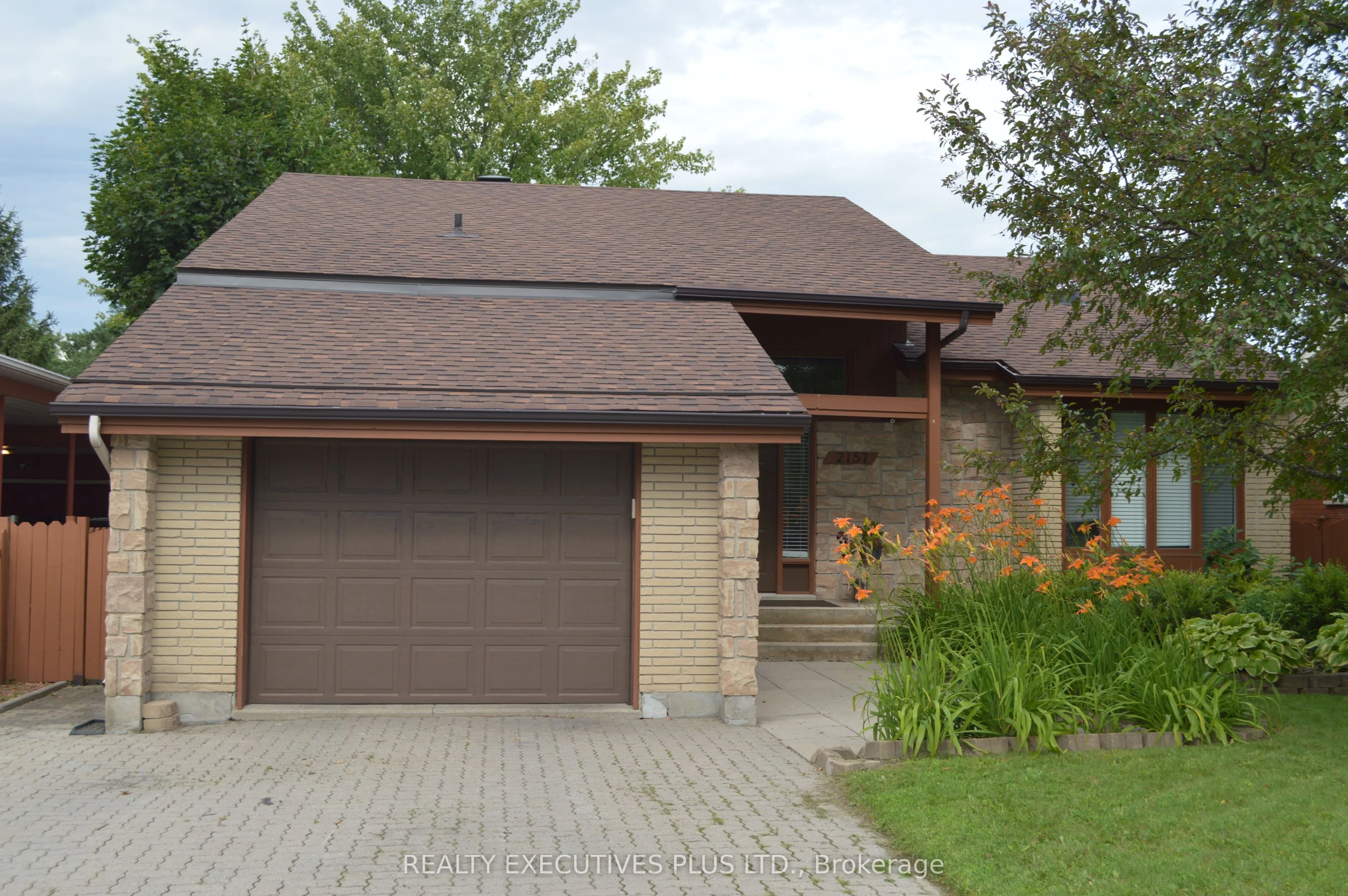 Detached Home For Lease | X13247940