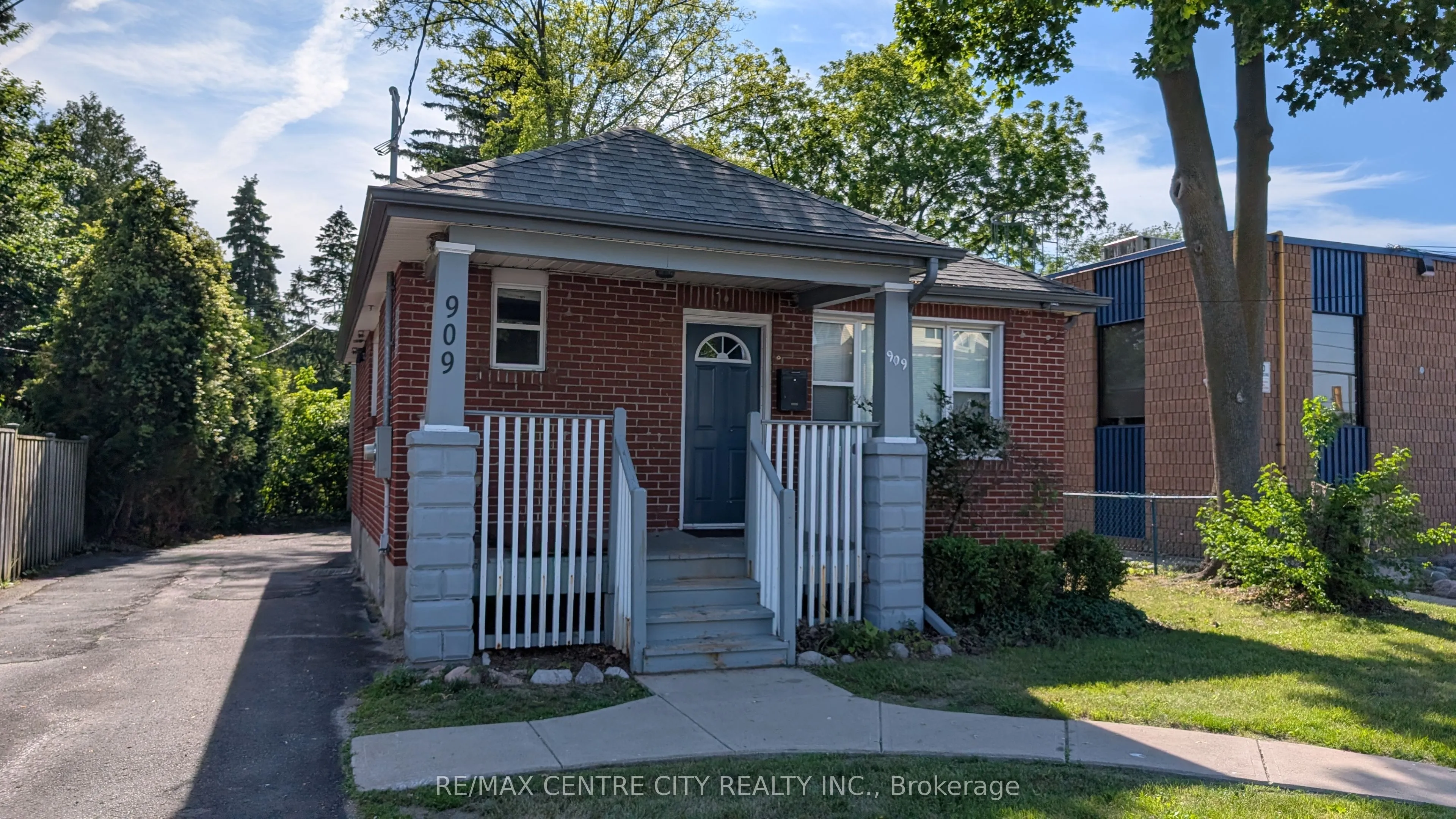 Office For Lease | X13247980
