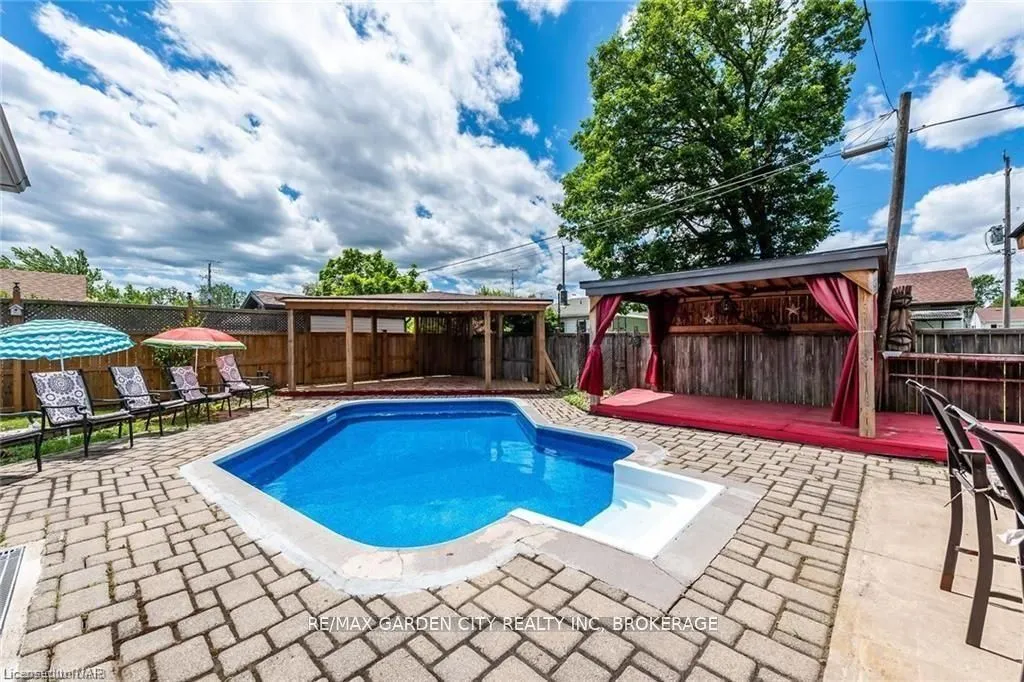 Detached Home For Lease | X13248016