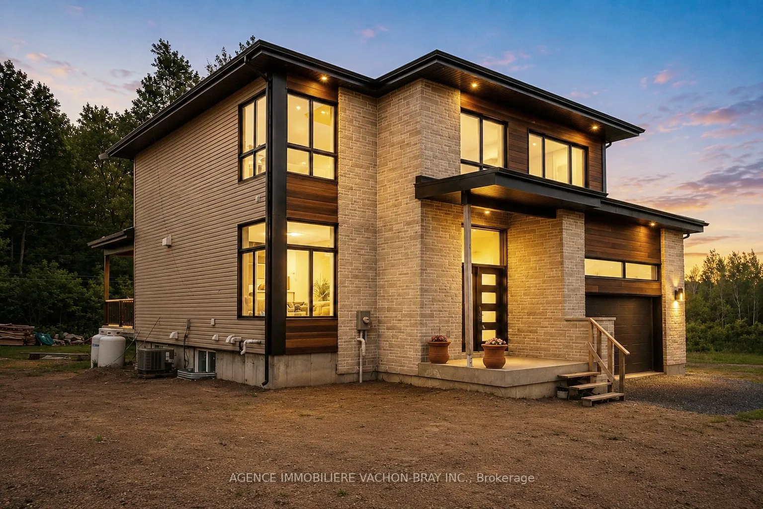 Detached Home For Sale | X13248024