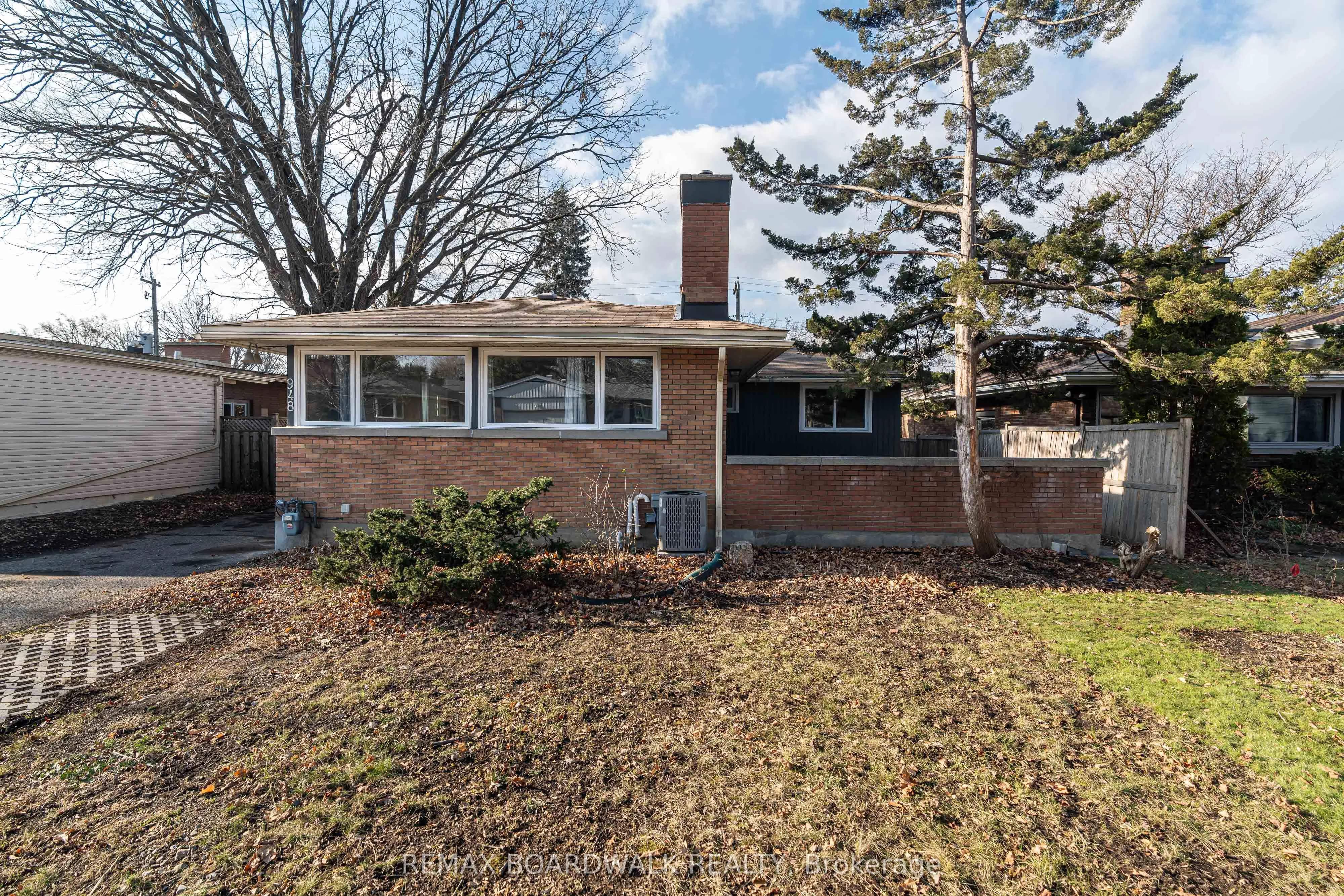 Detached Home For Lease | X13249006