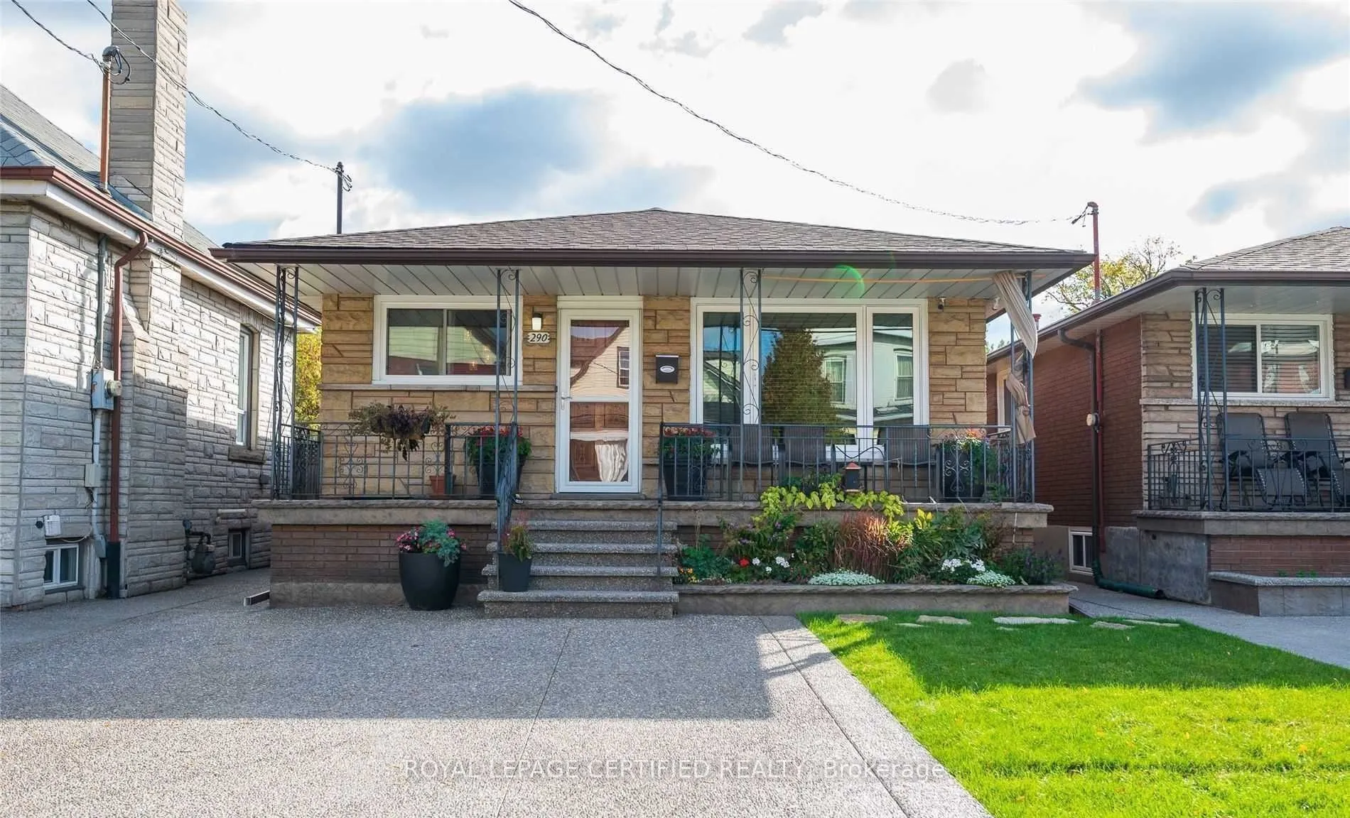 Detached Home For Lease | X13249850