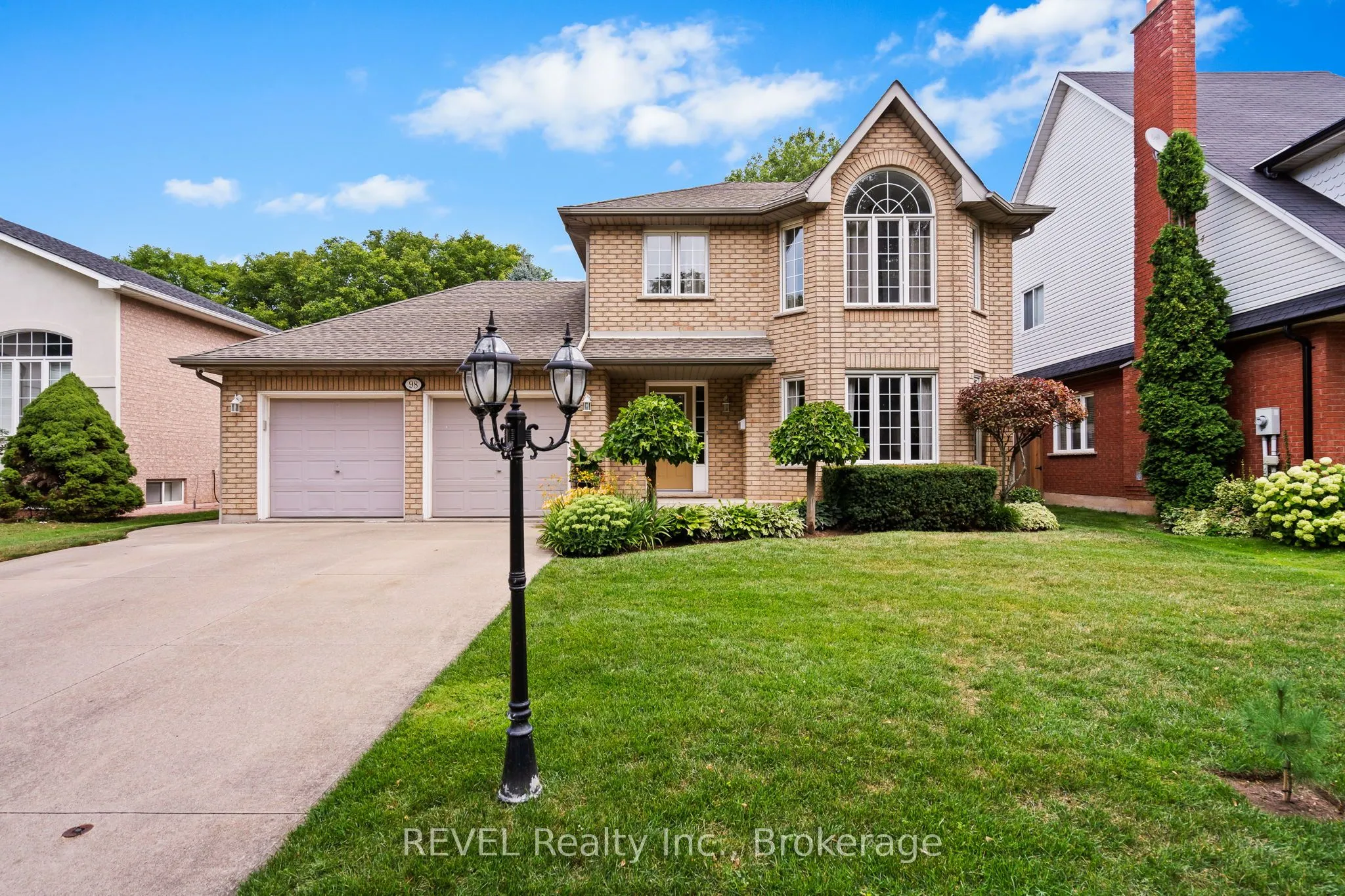 Detached Home For Sale | X13249968