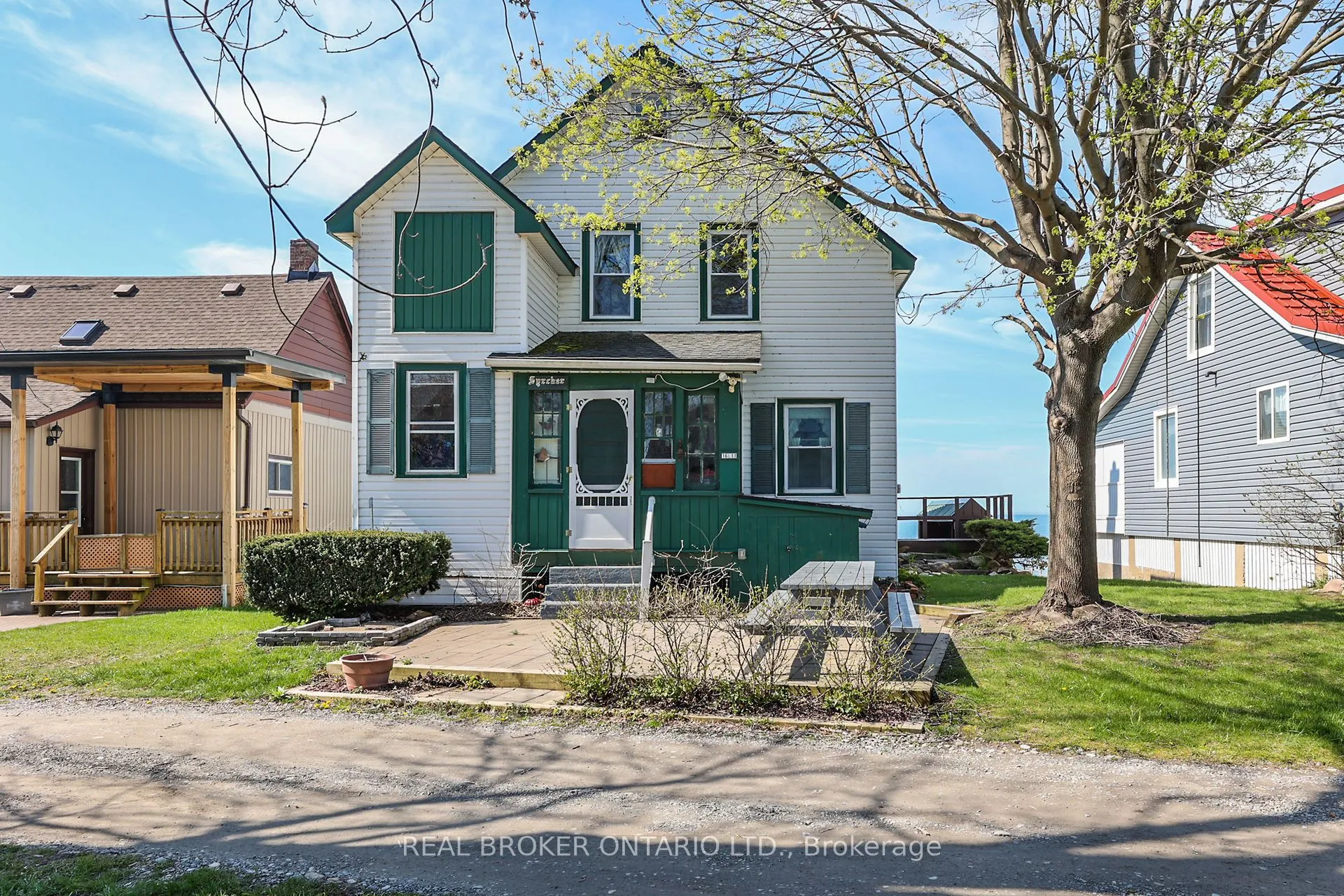 Detached Home For Lease | X13286542