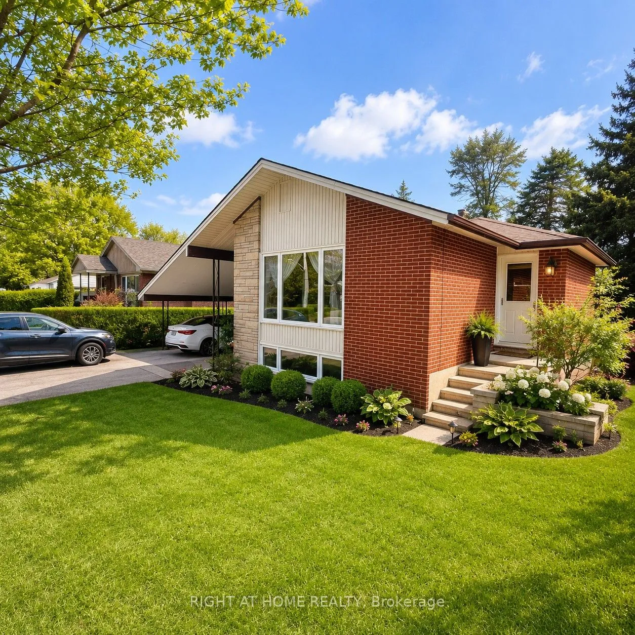 Detached Home For Sale | X13320132