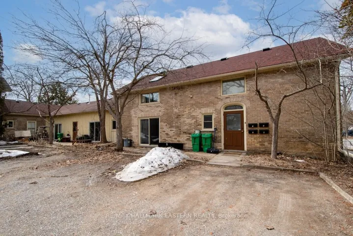 11 Argyle Street, Peterborough, ON K9H 7M2