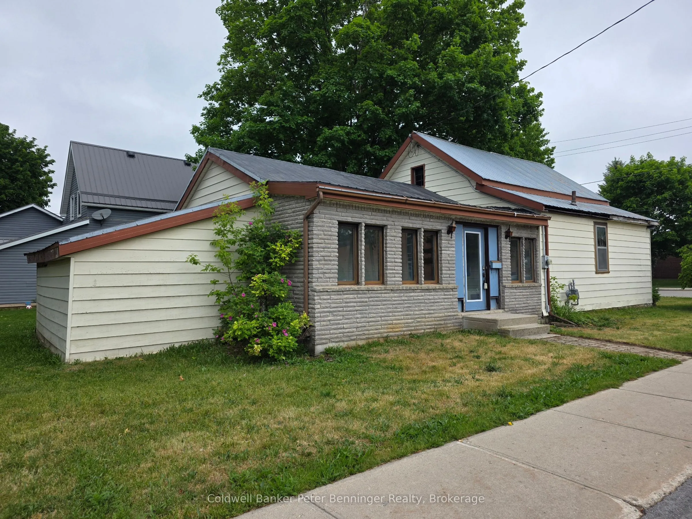 Detached Home For Sale | X13434912