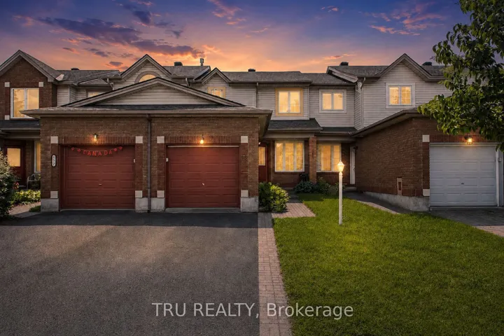 135 Margrave Avenue, Hunt Club – South Keys And Area, ON K1T 3X8