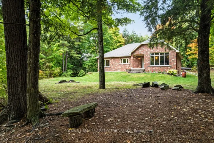 Energy-efficient ICF all brick home on 2.5 acres
