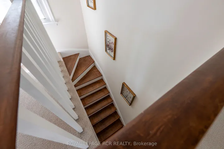 9 Ponsford Street, East Luther Grand Valley, ON L9W 5W7