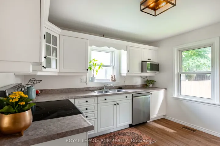 9 Ponsford Street, East Luther Grand Valley, ON L9W 5W7