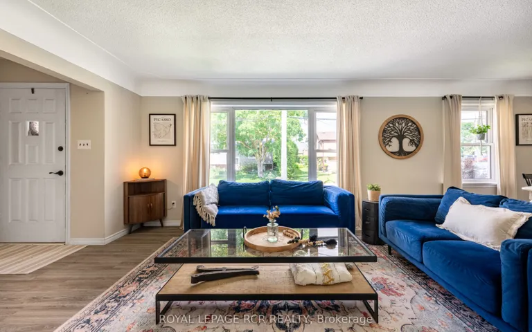 9 Ponsford Street, East Luther Grand Valley, ON L9W 5W7