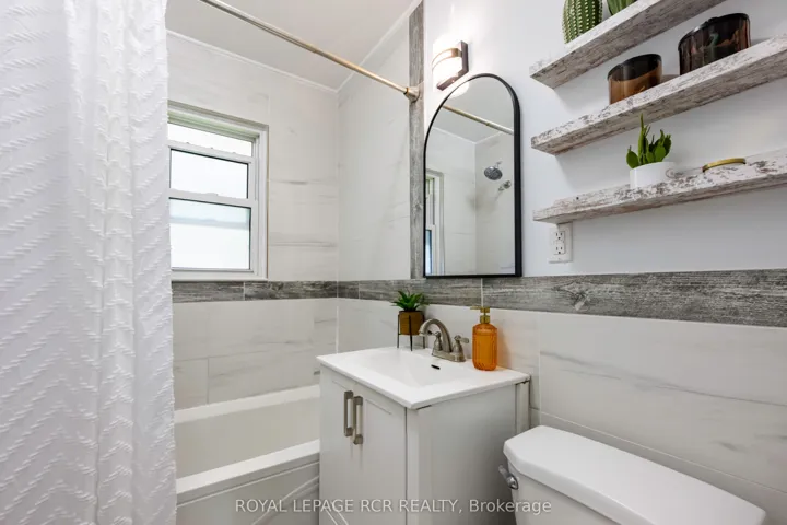 9 Ponsford Street, East Luther Grand Valley, ON L9W 5W7