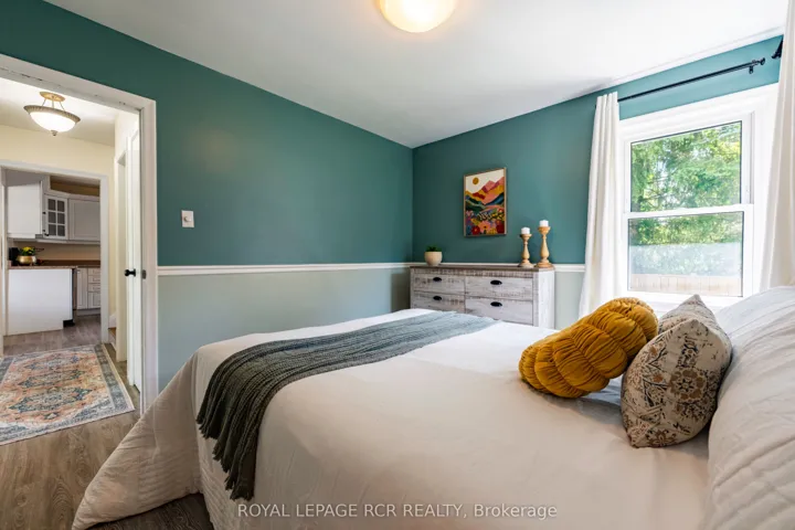 9 Ponsford Street, East Luther Grand Valley, ON L9W 5W7