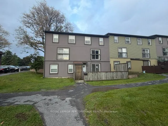 1250 Mcwatters Road 22, Parkway Park – Queensway Terrace S And Area, ON K2C 3P5