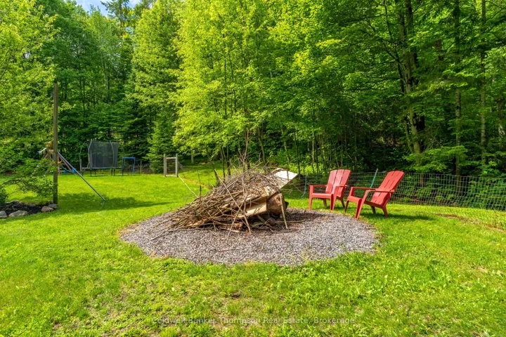 312 Old Aspdin Road, Huntsville, ON P0B 1M0