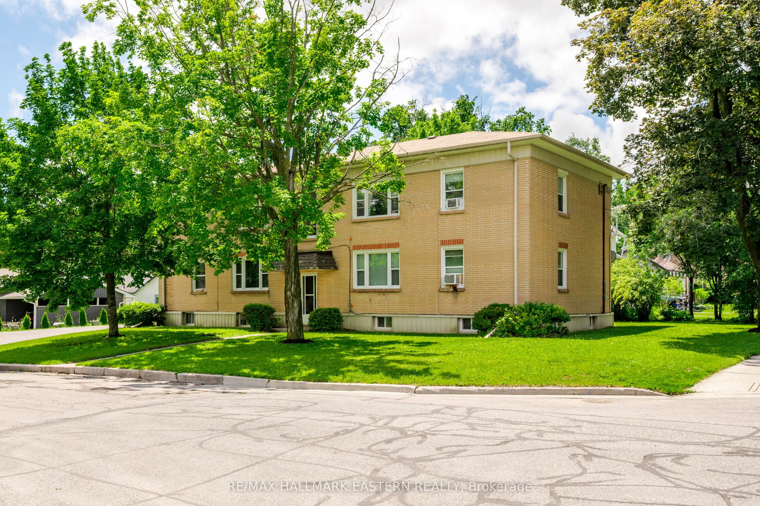 Multiplex For Sale | X13473228