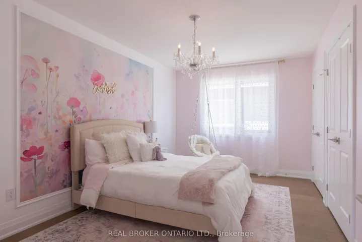 26 Swan Avenue, Pelham, ON L0S 1E6