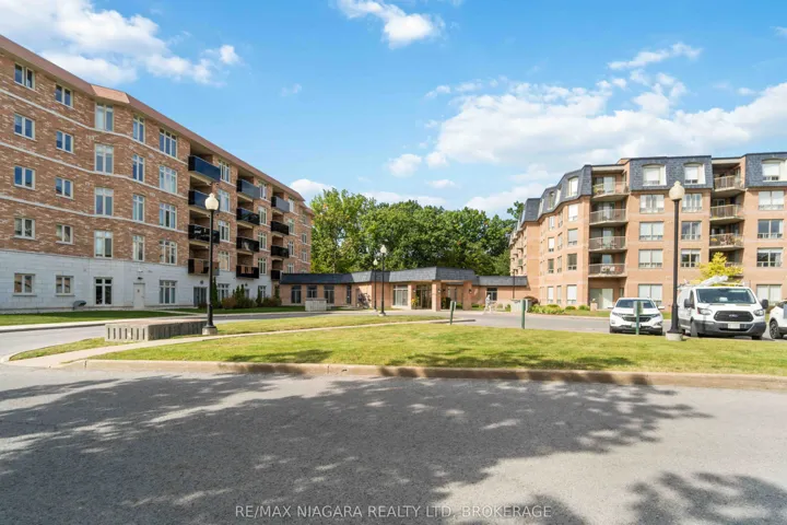 8111 FOREST GLEN Drive, Niagara Falls, ON L2H 2Y7
