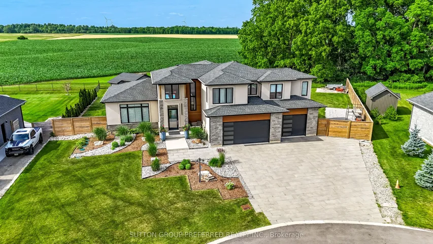 12 Grogast Court, Adelaide Metcalfe, ON N7G 3H8