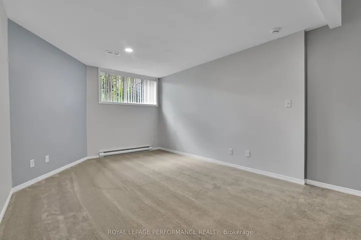 6009 Pineglade Crescent, Orleans – Convent Glen And Area, ON K1W 1G8