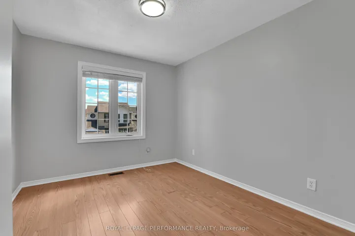 6009 Pineglade Crescent, Orleans – Convent Glen And Area, ON K1W 1G8