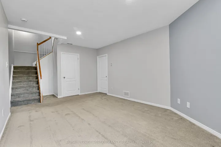 6009 Pineglade Crescent, Orleans – Convent Glen And Area, ON K1W 1G8