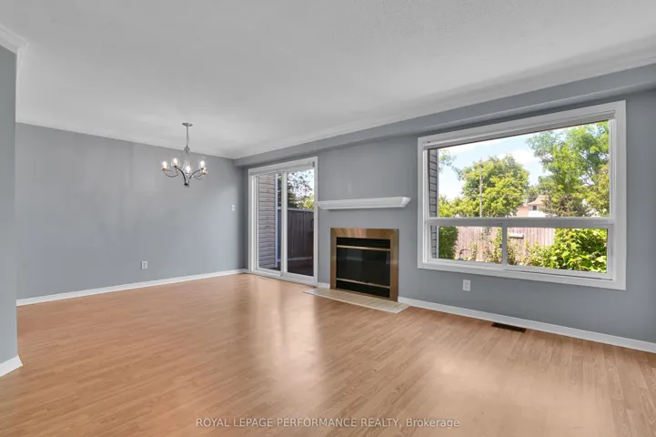 6009 Pineglade Crescent, Orleans – Convent Glen And Area, ON K1W 1G8