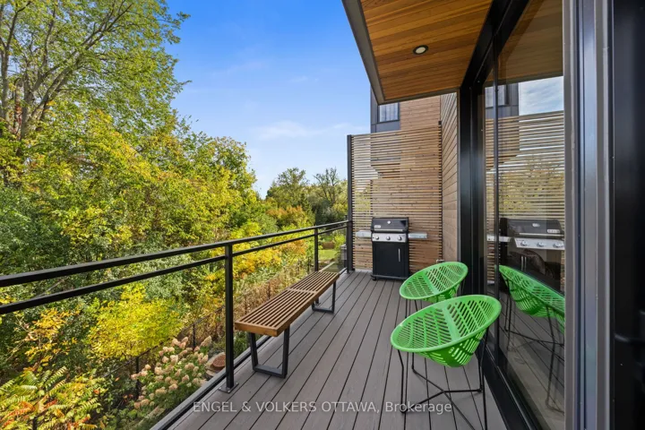 127 Peridot Private, Dows Lake – Civic Hospital And Area, ON K2C 3M3