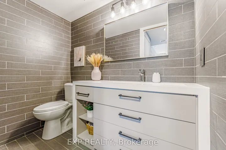 432 Sparks Street, Ottawa Centre, ON K1R 0B3