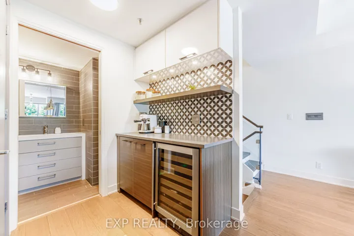 432 Sparks Street, Ottawa Centre, ON K1R 0B3