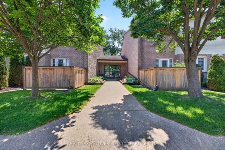 6044 Swayze Drive, Niagara Falls, ON L2J 4G9