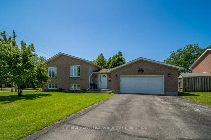 2 Angus Drive, Greater Napanee, ON K7R 3W6