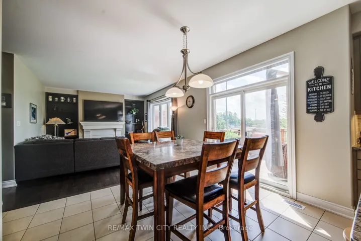 51 Wakefield Street, Woolwich, ON N0B 1M0