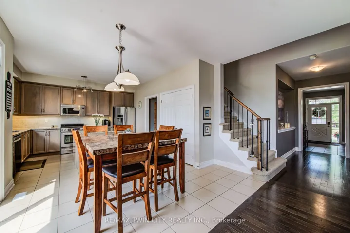 51 Wakefield Street, Woolwich, ON N0B 1M0