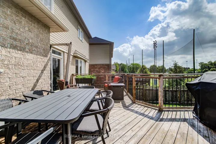 51 Wakefield Street, Woolwich, ON N0B 1M0